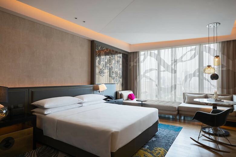 Renaissance Hangzhou Northeast Hotel