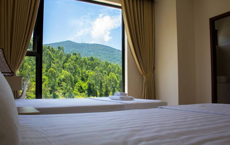 Pho Nui Hotel