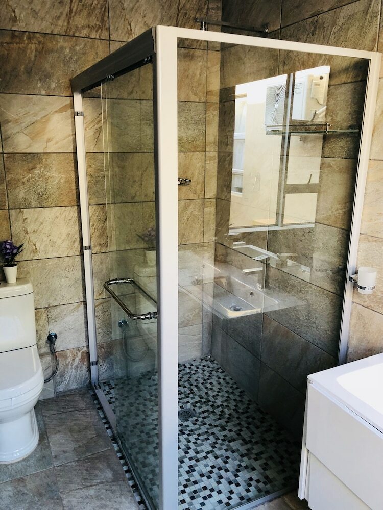 Hotel Airport Diamond Guest House