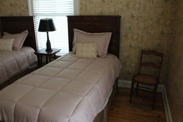 Bed & Breakfast Night In The Museum Hotel