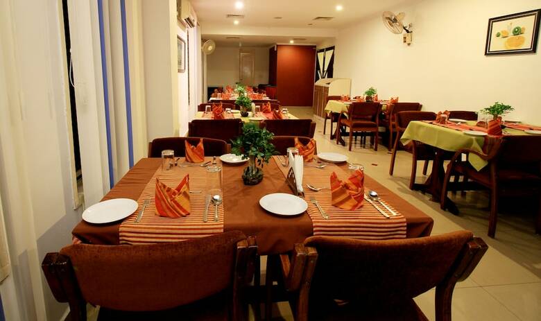 Hotel Xaviers Residency