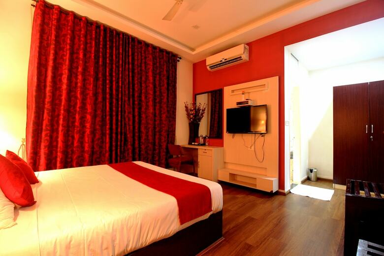 Hotel Xaviers Residency