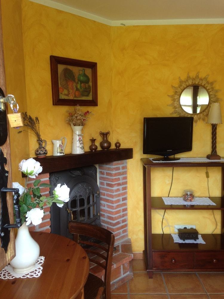 Apartamentos Tur�sticos Les Piperes