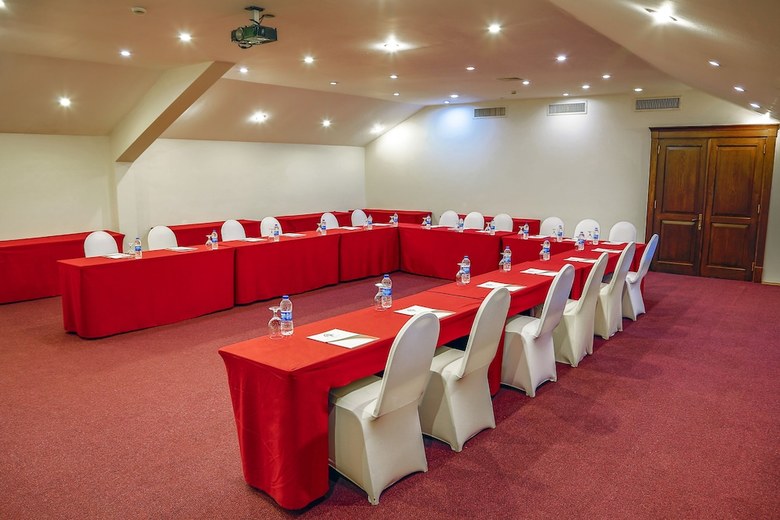 Istanbul Airport Durusu Club Hotel