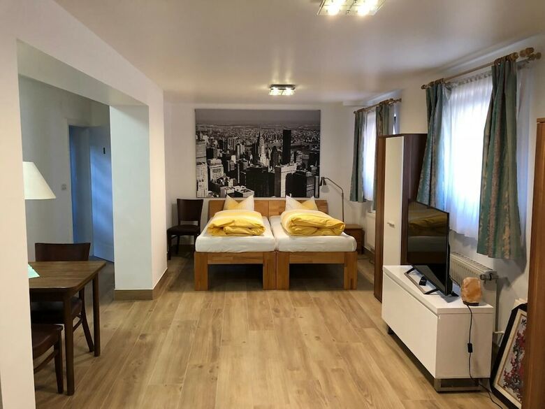 Hotel & Restaurant Diana