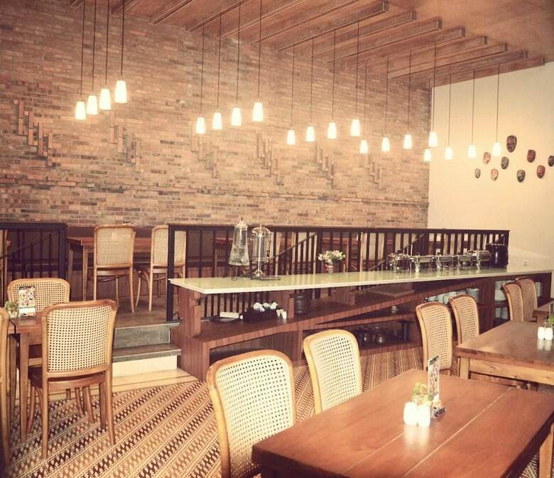 Hotel Parangraja
