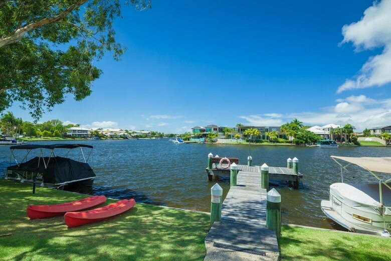 Noosa Entrance Waterfront Resort