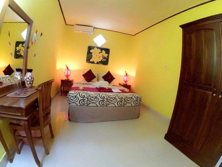 Hotel Svaha Guest House