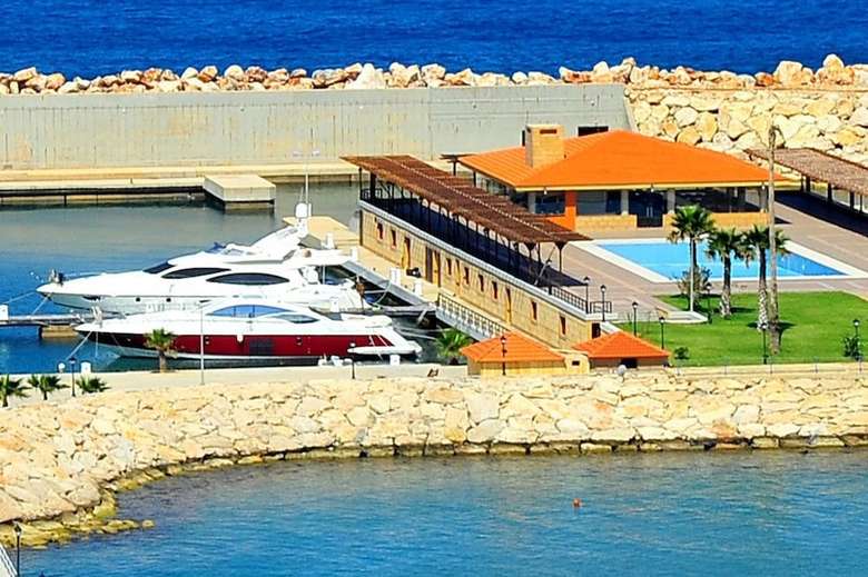 Jiyeh Marina Resort Hotel & Chalets