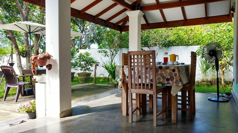 Hotel Mina Villa