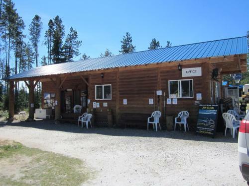 Blue River Cabins & Campgrounds