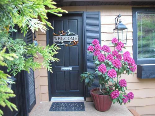 Shawnigan Lake Bed And Breakfast