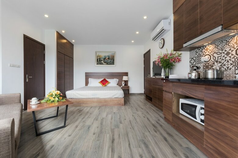 Granda West Lake Apartment