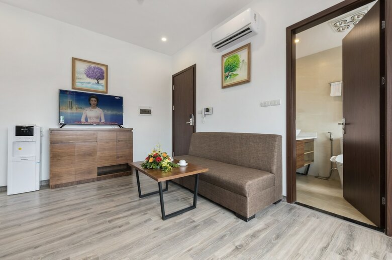 Granda West Lake Apartment