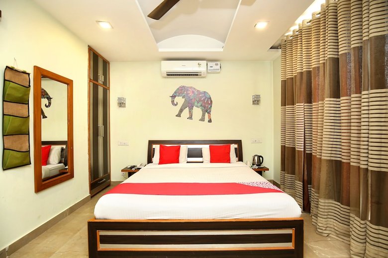 Hotel Oyo 10537 Star City Inn