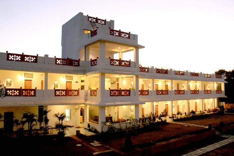 Hotel Sri Durga Vilas & Resorts