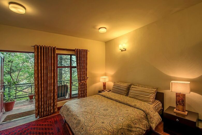 Hotel Arcadian Blue Pines