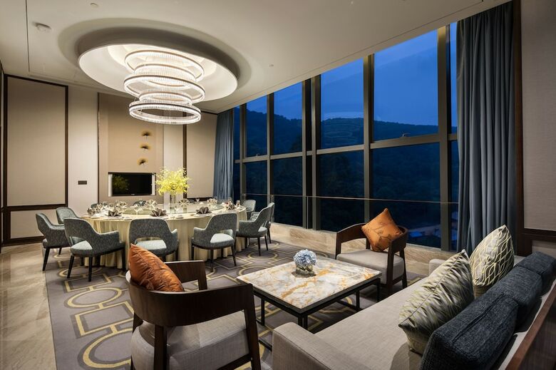 Hotel Holiday Inn Shaoguan Downtown