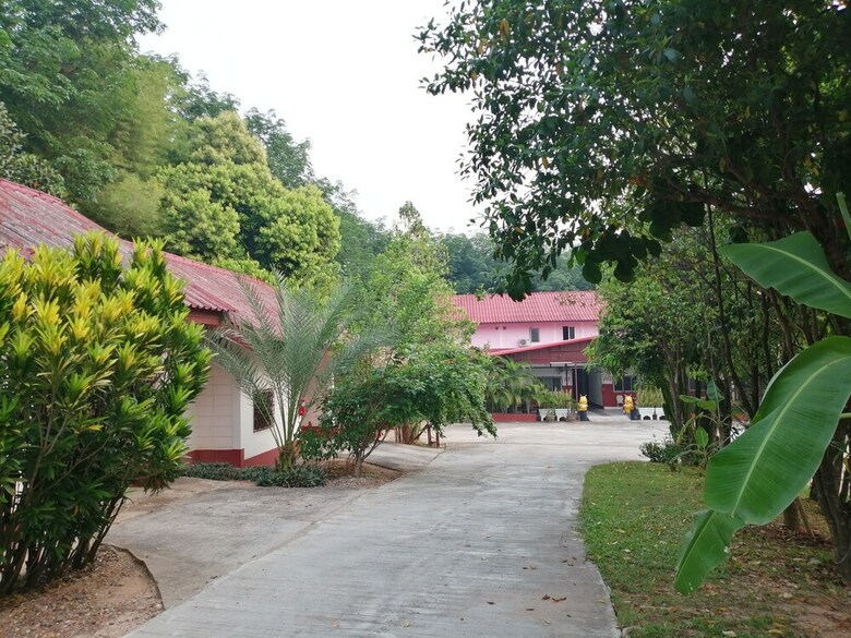 Hotel Chanmuang Resort