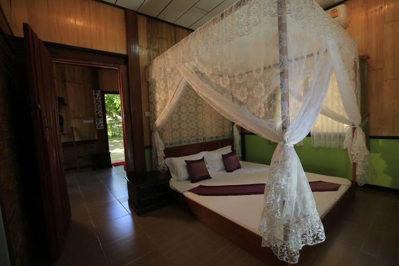 Hotel Baan Suan Auy Kham