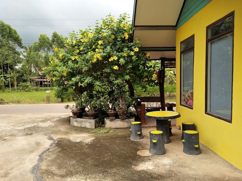Hotel Douangjinda Resort