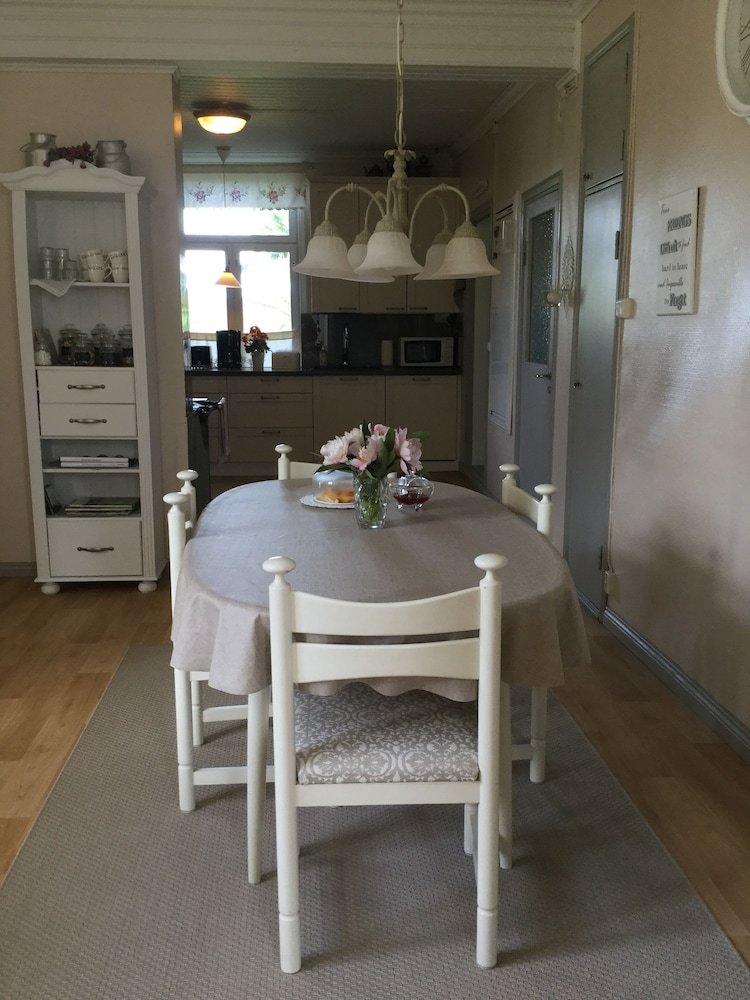 Bed & Breakfast Soukaisten Rustholli