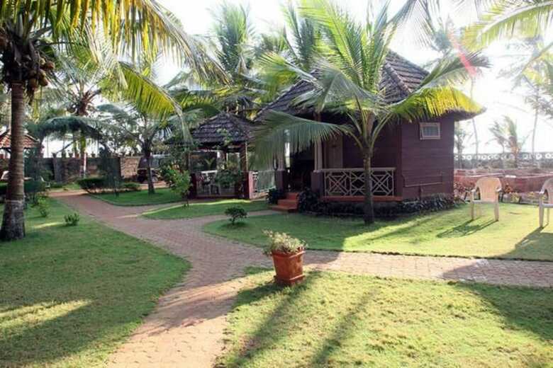 Hotel Pranav Beach Resort
