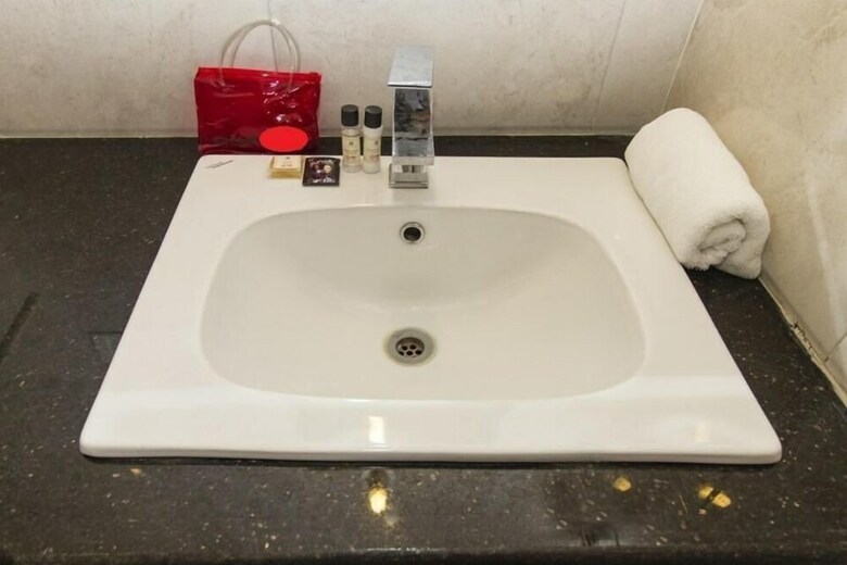 Hotel Eyrie Suites