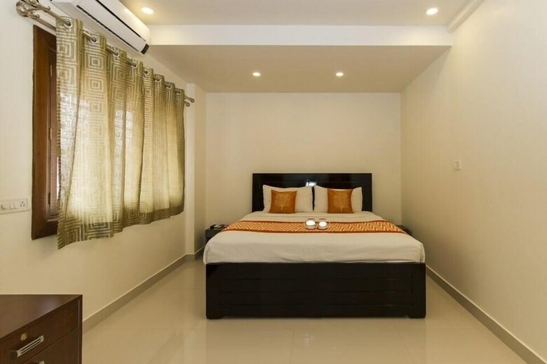 Hotel Eyrie Suites