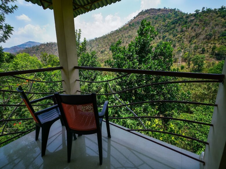 Hotel Oyo 13684 Kerala For Rest Inn