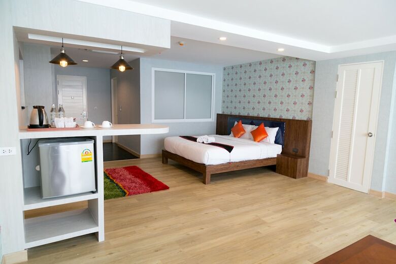 Hotel The Canal Ratchaburi