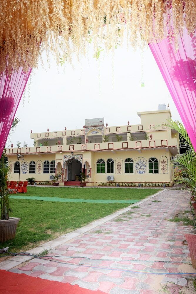 Anand Mahal By Tuma Hotels