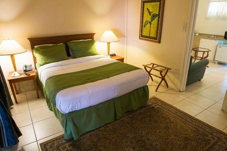 Grand Coastal Hotel