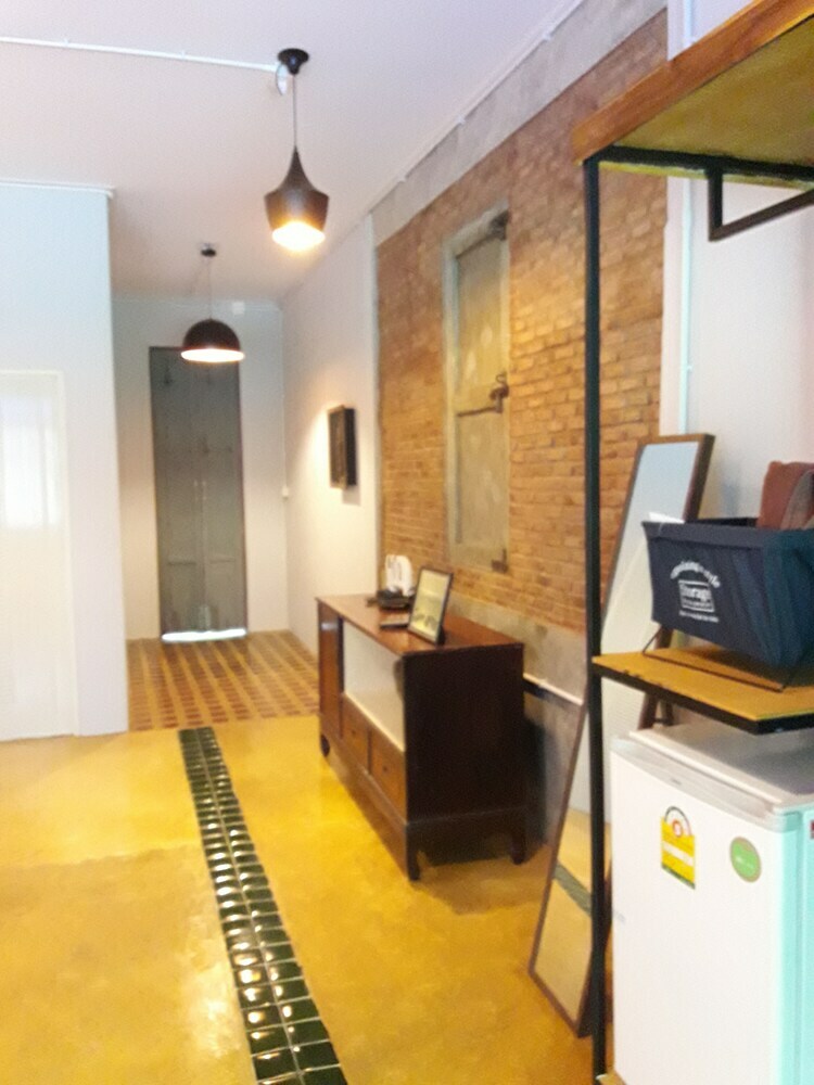 Baan Hotelier Resort