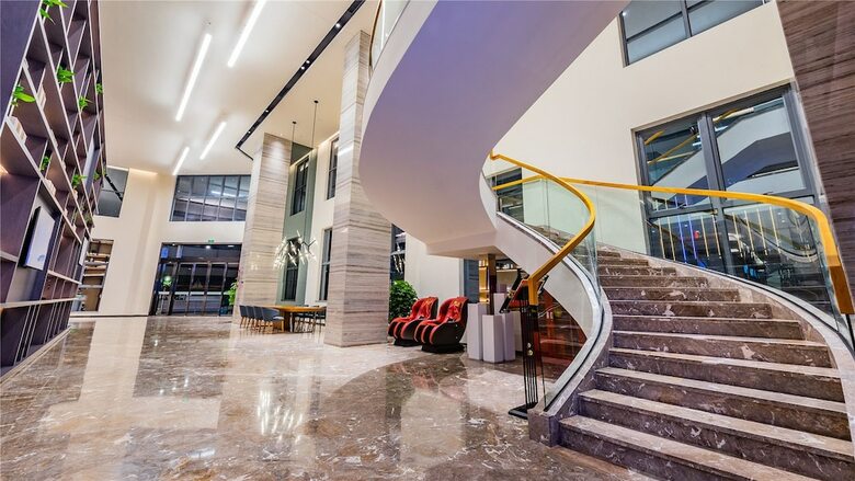 Ceramik Hotel Wanda Branch