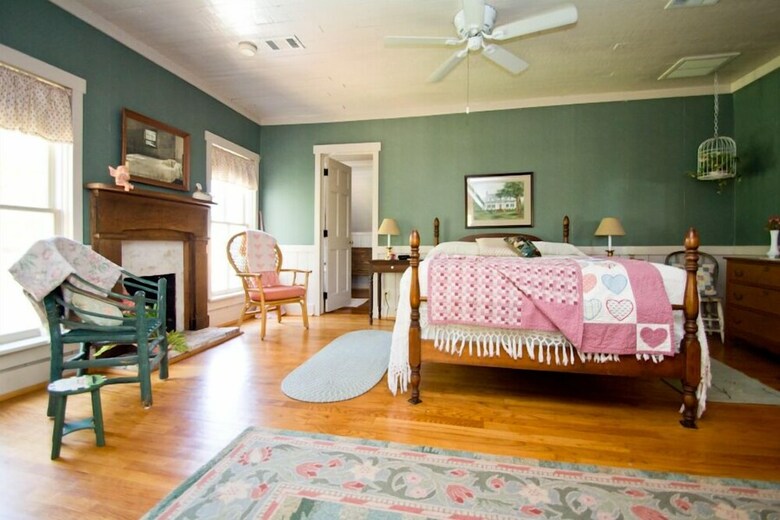 Pleasant Lane Acres Bed And Breakfast