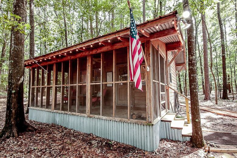 Cora's Cabins