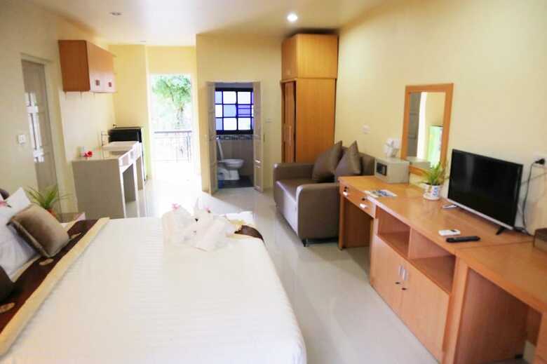 Hotel Chiangrai Lake Hill Resort