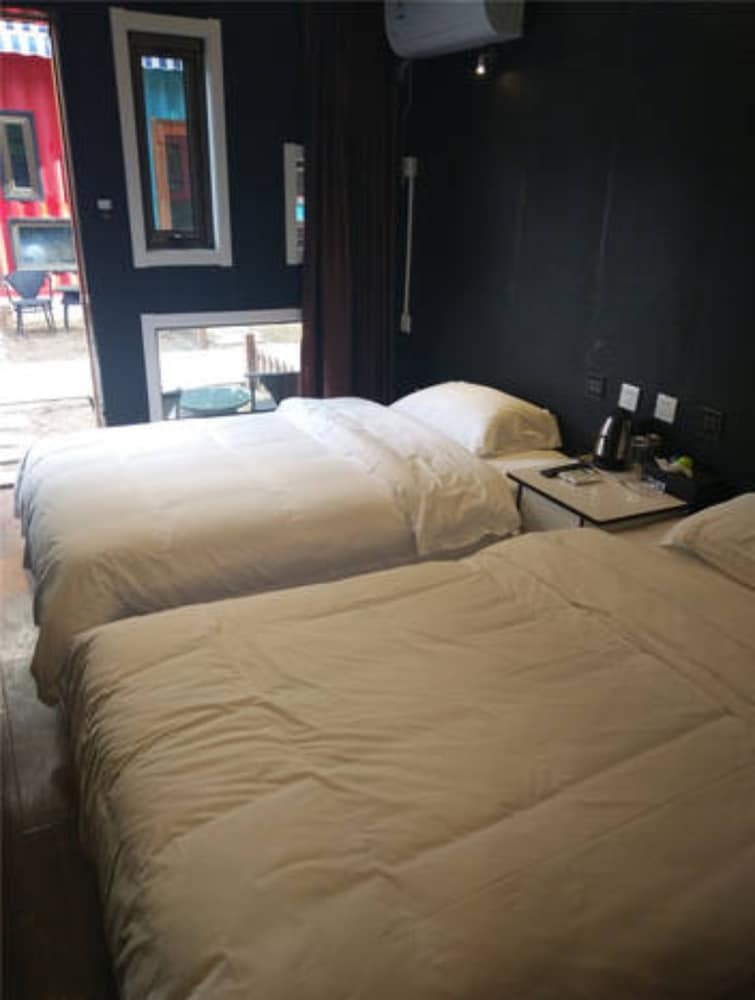 Beijing 123 Holiday Hotel