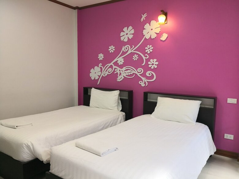 Ruenchofa Hotel