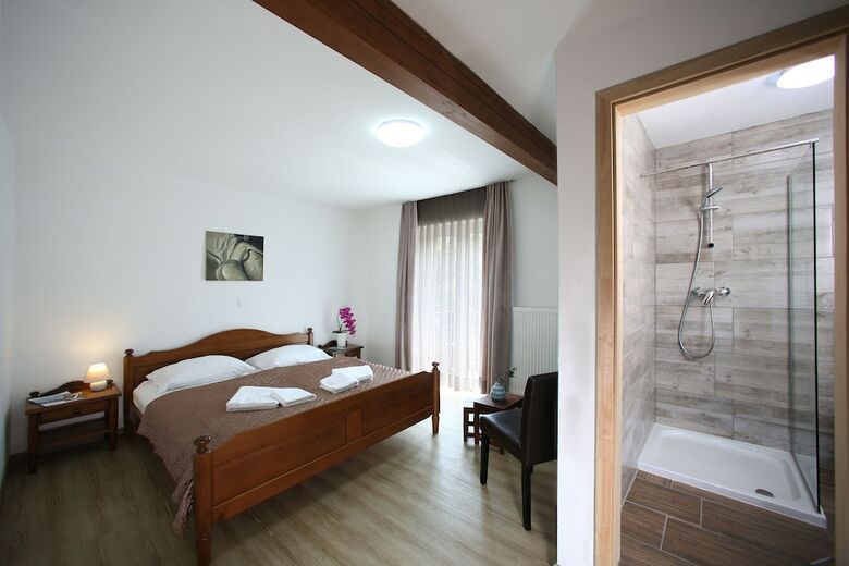 Hotel Hi?a Pr'pristavc