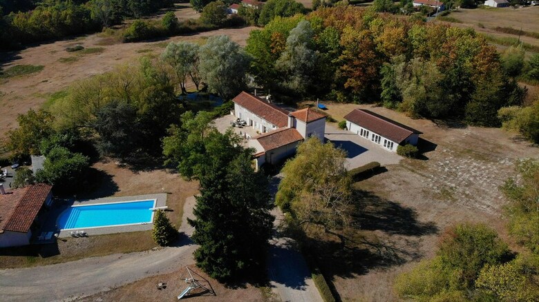 Hotel G�te Des R�ties