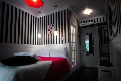 Posada Manoir Du Lac Sept-�les