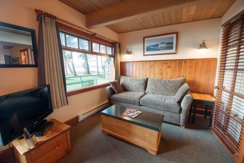 Hotel April Point Resort & Spa