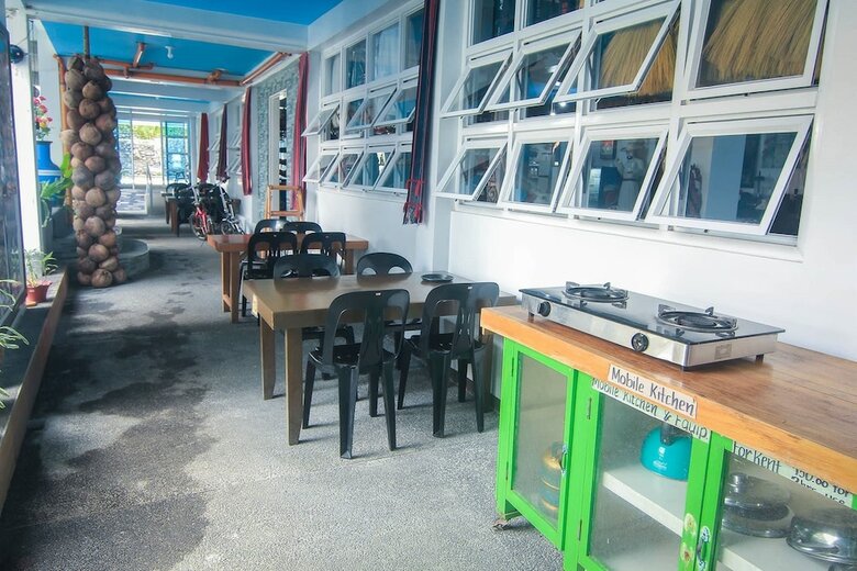 Hotel 247 Balikbayan Fun Resort