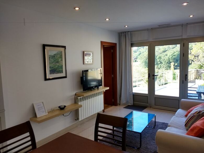 Apartamentos Arcos Del Esva