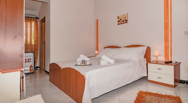 Bed & Breakfast Kamarina Land