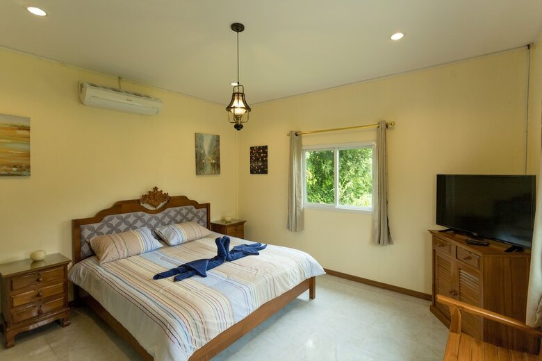 Hotel Lake Resort Korat