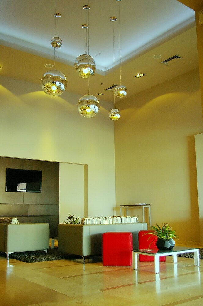 Hotel Cima Barinas