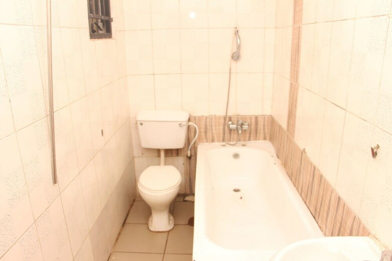 Hotel Dubys Suites Dutse